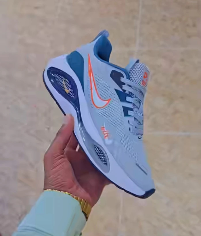 کتونی نایک ایر زوم وینفلو ویتنامی وارداتی/سایز 40 الی 45/Nike Air Zoom Winflo/فروش عمده و تک