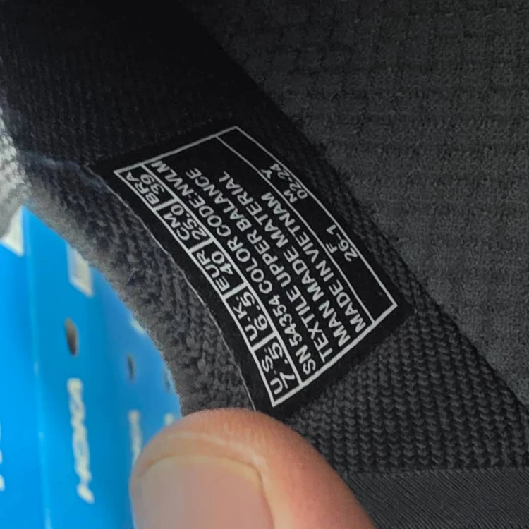 کفش طبی اسکیچرز اسلیپ اومو ویتنامی وارداتی/سایز 40 الی 45/Skechers Slip-ins Uomo/ فروش عمده و تک