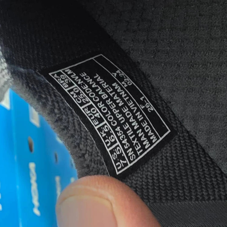 کفش طبی اسکیچرز اسلیپ اومو ویتنامی وارداتی/سایز 40 الی 45/Skechers Slip-ins Uomo/ فروش عمده و تک