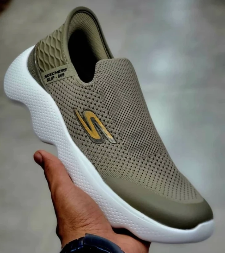 کفش طبی اسکیچرز اسلیپ اومو ویتنامی وارداتی/سایز 40 الی 45/Skechers Slip-ins Uomo/ فروش عمده و تک
