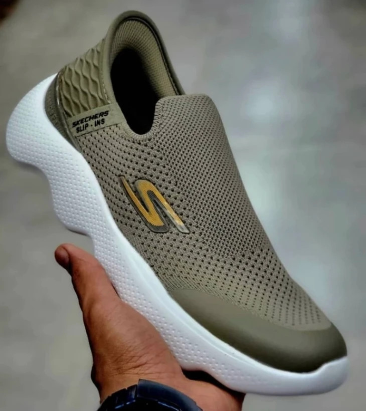 کفش طبی اسکیچرز اسلیپ اومو ویتنامی وارداتی/سایز 40 الی 45/Skechers Slip-ins Uomo/ فروش عمده و تک