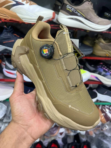 کتونی طبیعت گردی کلمبیا ویتنامی وارداتی/ بند دیسکی و ضدآب/سایز 40 الی 45/Columbia GORE-TEX/ فروش عمده و تک