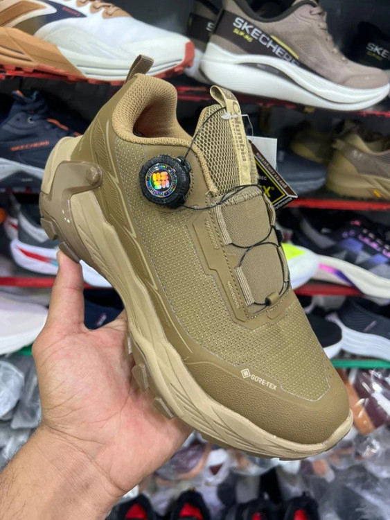 کتونی طبیعت گردی کلمبیا ویتنامی وارداتی/ بند دیسکی و ضدآب/سایز 40 الی 45/Columbia GORE-TEX/ فروش عمده و تک