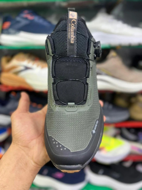 کتونی طبیعت گردی کلمبیا ویتنامی وارداتی/ بند دیسکی و ضدآب/سایز 40 الی 45/Columbia GORE-TEX/ فروش عمده و تک