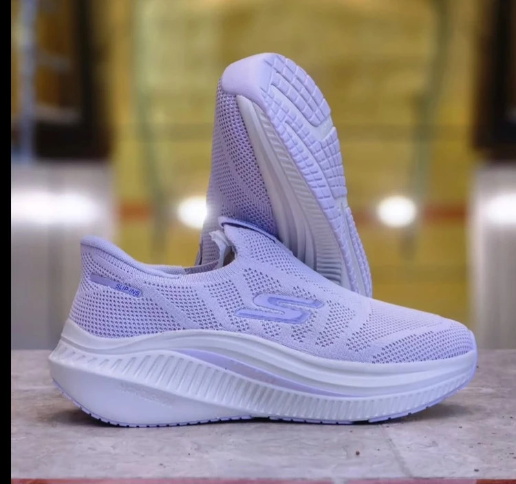 کفش طبی اسکیچرز اسلیپ اومو ویتنامی وارداتی/سایز 37 الی 40/Skechers Slip-ins Uomo/ فروش عمده و تک