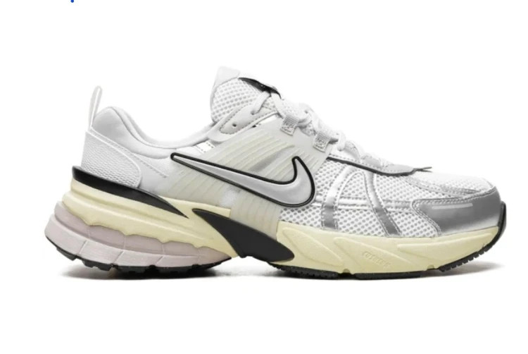 کتونی نایک وی تو کی ویتنامی وارداتی/سایز 37 الی 45/ست زنانه و مردانه/Nike V2k Run/ فروش عمده و تک