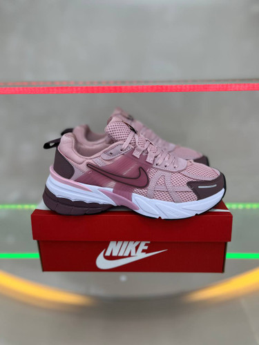 کتونی نایک وی تو کی ویتنامی وارداتی/سایز 37 الی 40/Nike V2k Run/ فروش عمده و تک