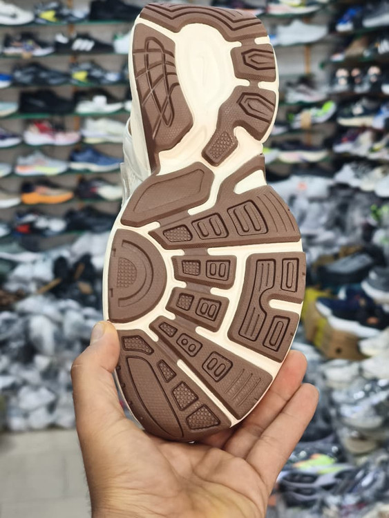 کتونی نایک وی فایو کی ویتنامی وارداتی/سایز 37 الی 40/Nike V5k Run/ فروش عمده و تک