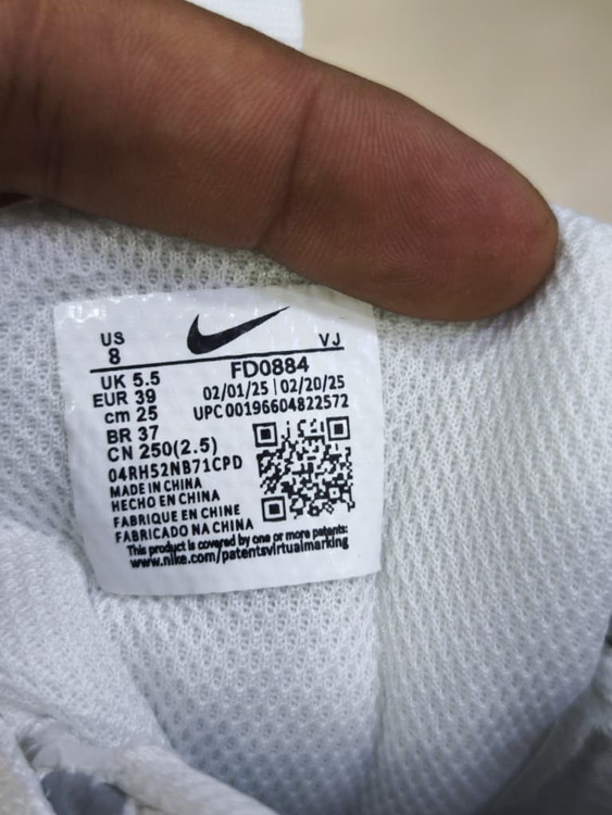 کتونی نایک وی فایو کی ویتنامی وارداتی/سایز 37 الی 40/Nike V5k Run/ فروش عمده و تک