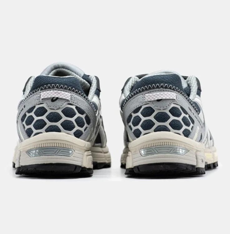 کتونی اسیکس کاهانا 8 ویتنامی وارداتی/سایز 38 الی 45/Asics Kahana 8/ فروش عمده و تک