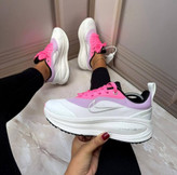 کتونی نایک ایر ومرو 18 ویتنامی وارداتی/سایز 37 الی 40/Nike Air Vomero 18/ فروش عمده و تک