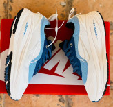 کتونی نایک ایر ومرو 18 ویتنامی وارداتی/سایز 37 الی 40/Nike Air Vomero 18/ فروش عمده و تک