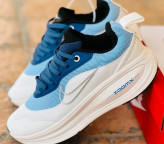 کتونی نایک ایر ومرو 18 ویتنامی وارداتی/سایز 37 الی 40/Nike Air Vomero 18/ فروش عمده و تک