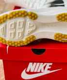 کتونی نایک ایر ومرو 18 ویتنامی وارداتی/سایز 37 الی 45/ست زنانه و مردانه/Nike Air Vomero 18/ فروش عمده و تک