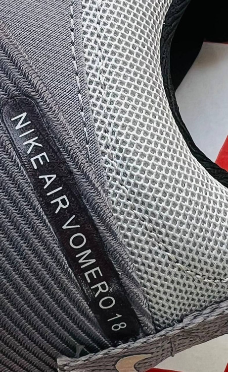 کتونی نایک ایر ومرو 18 ویتنامی وارداتی/سایز 40 الی 45/Nike Air Vomero 18/ فروش عمده و تک