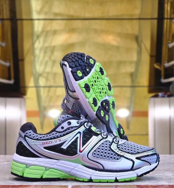کتونی نیوبالانس 860 تور درشت ویتنامی لیبل امریکا/Newbalance 860v3 Made in USA/سایز 40 تا 45/فروش عمده و تک