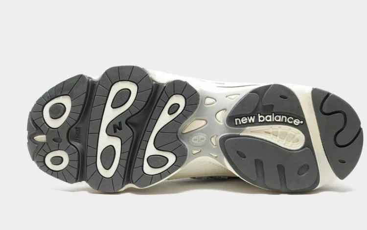 کتونی نیوبالانس 1000 ویتنامی وارداتی/Newbalance 1000/سایز40 الی 45/فروش عمده و تک