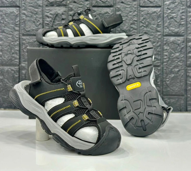 صندل تویوتا ویتنامی وارداتی/Toyota Sandals/سایز:40 الی 45/ فروش عمده و تک
