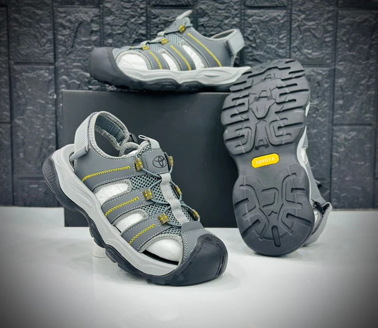 صندل تویوتا ویتنامی وارداتی/Toyota Sandals/سایز:40 الی 45/ فروش عمده و تک