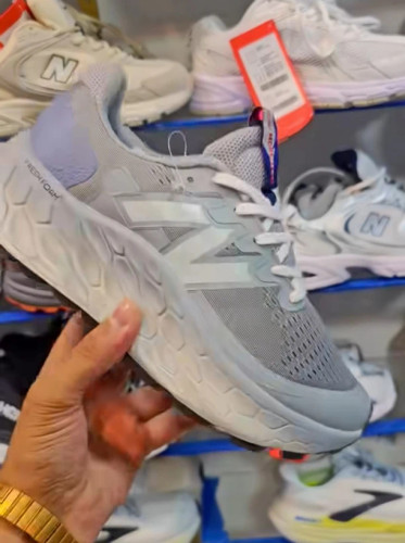 کتونی نیوبالانس فرش فوم ویتنامی وارداتی/New Balance Fresh Foam X More Trail V3/سایز36 الی 45/فروش عمده و تک