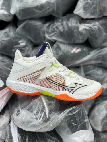 کتونی والیبالی میزانو ویو لایتنینگ ویتنامی وارداتی/Mizuno Wave Lithning ZY/سایز 40 الی 45/ فروش عمده و تک