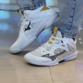 کتونی والیبالی میزانو ویو لایتنینگ ویتنامی وارداتی/Mizuno Wave Lithning ZY/سایز 40 الی 45/ فروش عمده و تک