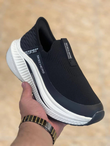 کفش طبی اسکیچرز ویتنامی وارداتی/سایز 40 الی 45/Skechers Slip _Ins Ultra Go Sole Memory Foam/ فروش عمده و تک