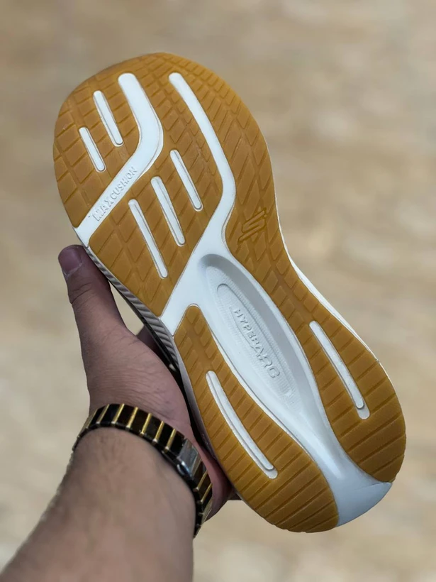 کفش طبی اسکیچرز ویتنامی وارداتی/سایز 40 الی 45/Skechers Slip _Ins Ultra Go Sole Memory Foam/ فروش عمده و تک