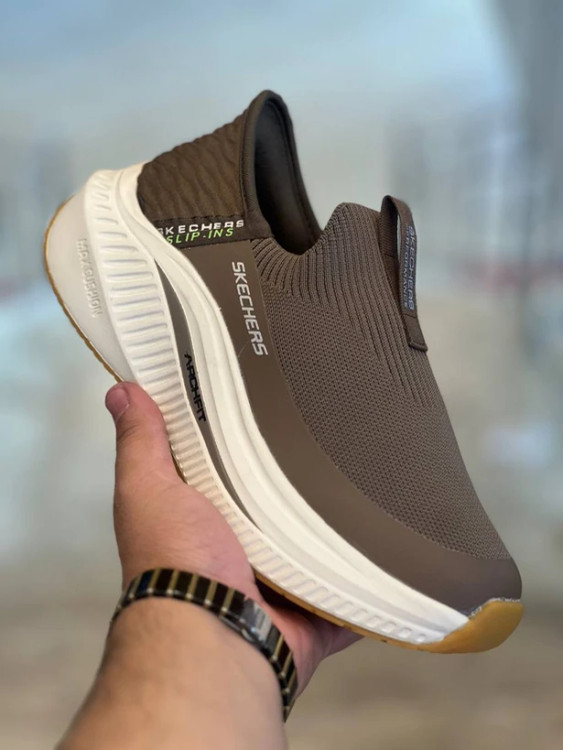 کفش طبی اسکیچرز ویتنامی وارداتی/سایز 40 الی 45/Skechers Slip _Ins Ultra Go Sole Memory Foam/ فروش عمده و تک