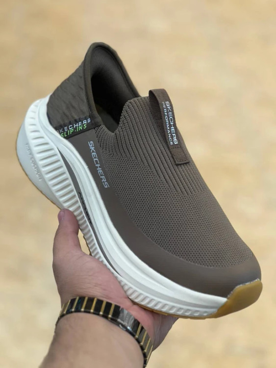 کفش طبی اسکیچرز ویتنامی وارداتی/سایز 40 الی 45/Skechers Slip _Ins Ultra Go Sole Memory Foam/ فروش عمده و تک