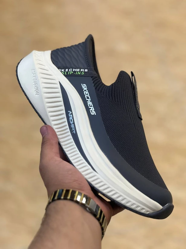 کفش طبی اسکیچرز ویتنامی وارداتی/سایز 40 الی 45/Skechers Slip _Ins Ultra Go Sole Memory Foam/ فروش عمده و تک