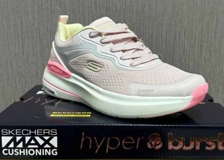 کتونی اسکیچرز ویتنامی وارداتی/سایز 37 تا 39/Skechers Max Cushioning/فروش عمده و تک