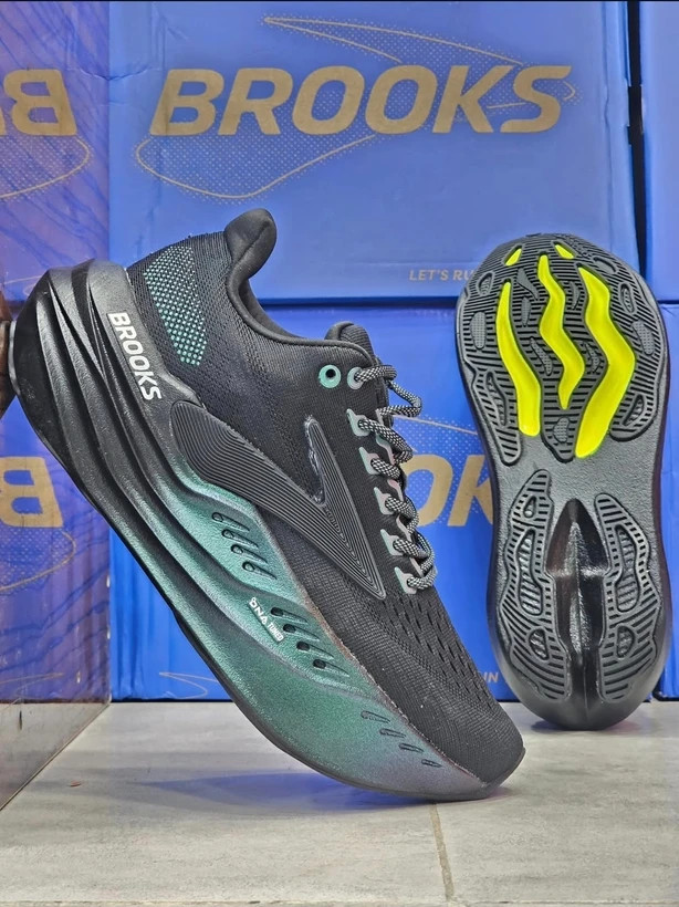 کتونی بروکس گلیسرین مکس /Brooks Glycerin Max/سایز 40 تا 45/فروش عمده و تک