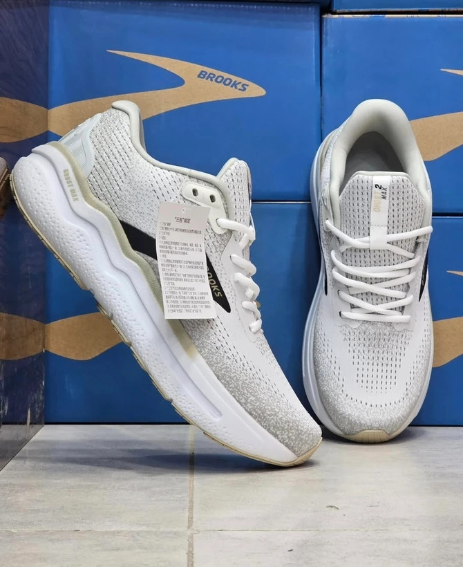 کتونی بروکس گاست مکس 2 /Brooks Ghost Max 2/سایز 40 تا 45/فروش عمده و تک