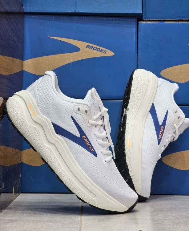 کتونی بروکس گاست مکس 2 /Brooks Ghost Max 2/سایز 40 تا 45/فروش عمده و تک