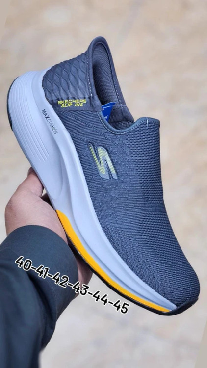 کتونی اسکیچرز مسترکوالیتی/سایز ۴۰ تا ۴۵/Skechers Slip Ins / فروش عمده و تک