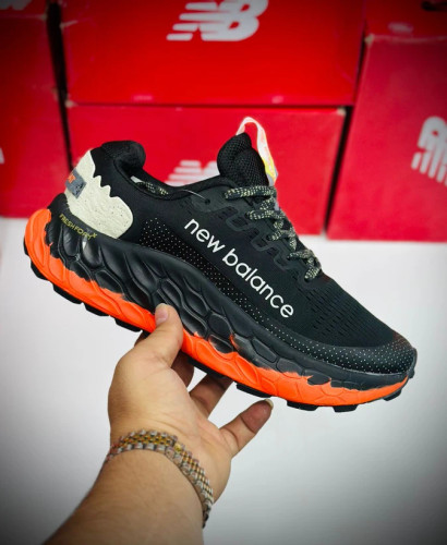 کتونی نیوبالانس فرش فوم /New Balance Fresh Foam X More Trail V3/سایز 40 الی 45/فروش عمده و تک