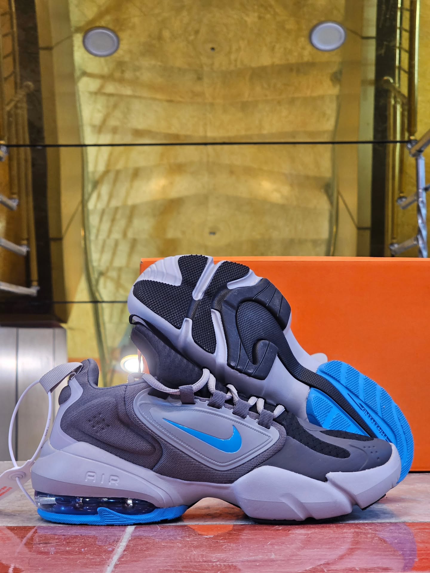 کتونی نایک ایرمکس  آلفا سویج / سایز 39 الی 45 /Nike Air Max Alpha Savage / فروش عمده و تک