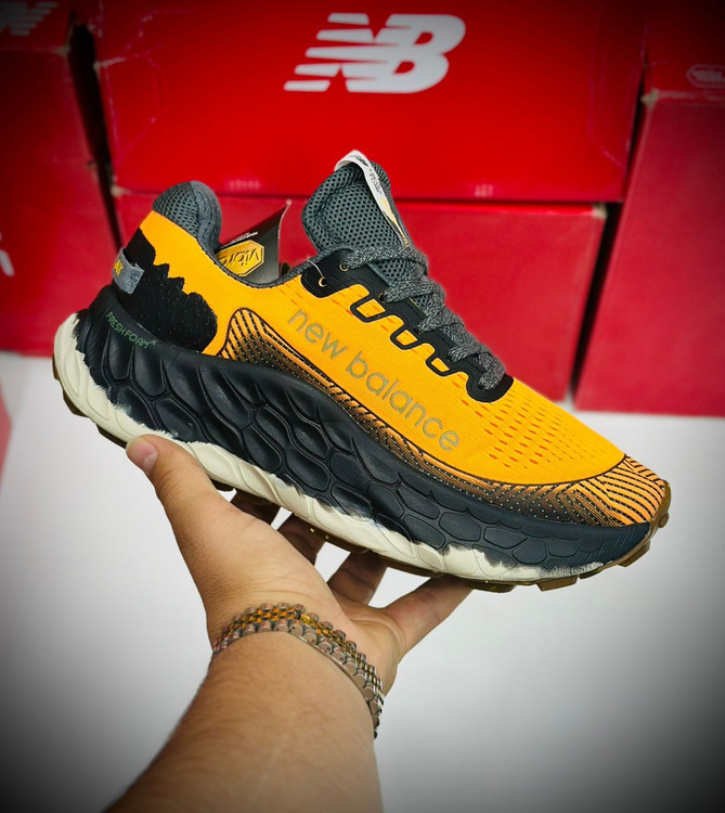کتونی نیوبالانس فرش فوم /New Balance Fresh Foam X More Trail V3/سایز 40 الی 45/فروش عمده و تک