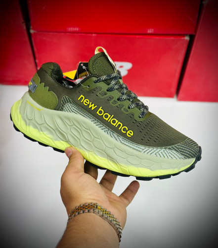 کتونی نیوبالانس فرش فوم /New Balance Fresh Foam X More Trail V3/سایز 40 الی 45/فروش عمده و تک