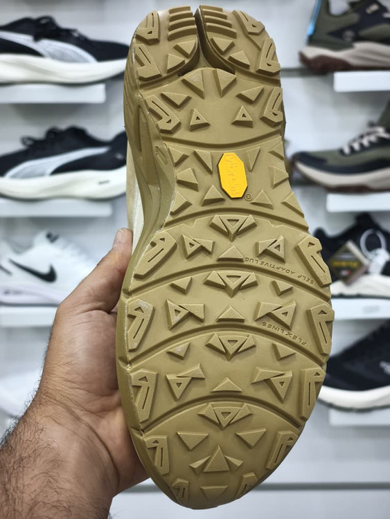 کتونی نورث فیس ضد آب /سایز 40 الی 45/The North Face VECTIV/فروش عمده و تک