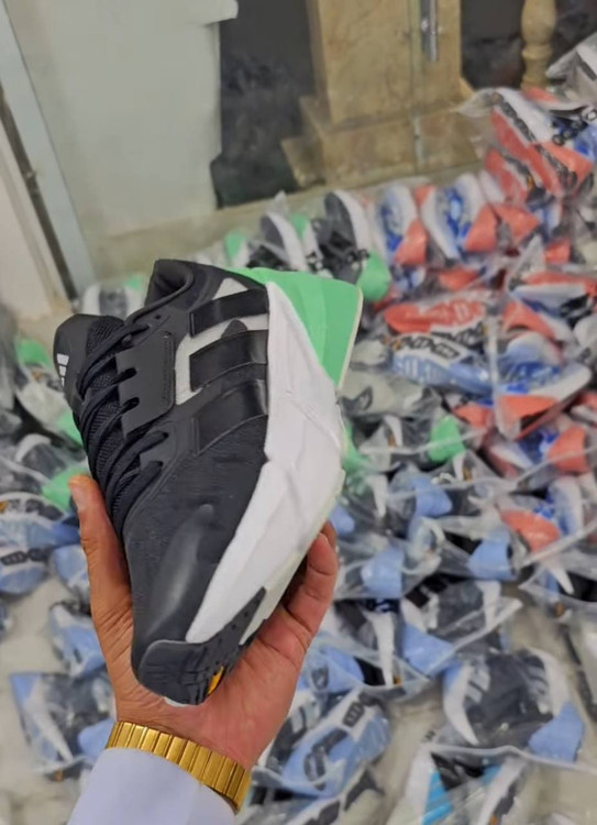 کتونی آدیداس آدی استار 2 /سایز 40 الی 45/Adidas Adistar 2/ فروش عمده و تک