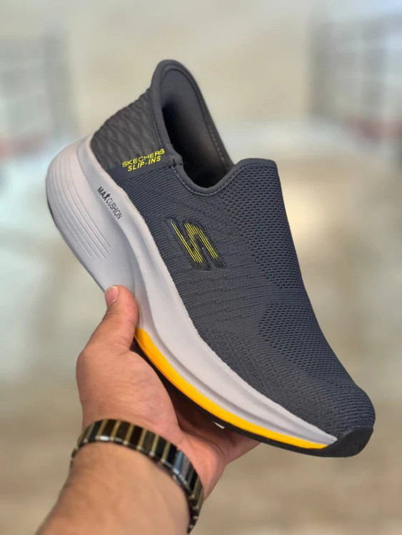 کتونی اسکیچرز مسترکوالیتی/سایز ۴۰ تا ۴۵/Skechers Slip Ins / فروش عمده و تک