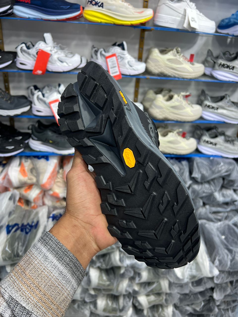 کتونی هوکا اسکای لاین گورتکس مسترکوالیتی/Hoka Skyline-Float X Gore-Tex/سایز 40 الی 45/فروش عمده و تک