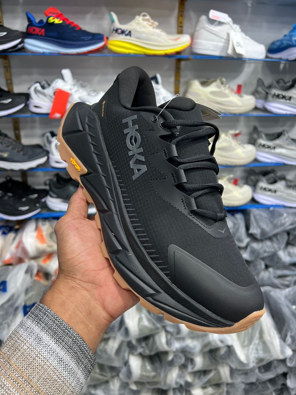 کتونی هوکا اسکای لاین گورتکس مسترکوالیتی/Hoka Skyline-Float X Gore-Tex/سایز 40 الی 45/فروش عمده و تک