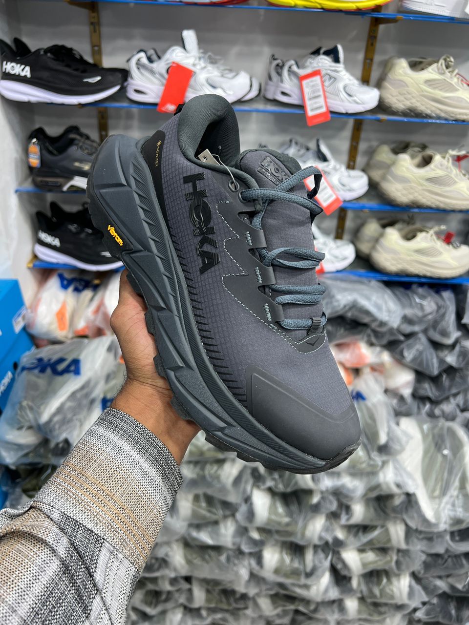 کتونی هوکا اسکای لاین گورتکس مسترکوالیتی/Hoka Skyline-Float X Gore-Tex/سایز 40 الی 45/فروش عمده و تک