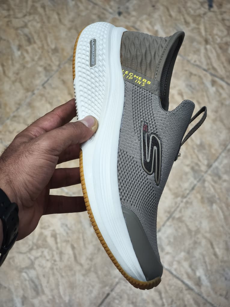 کتونی اسکیچرز مسترکوالیتی/سایز ۴۰ تا ۴۵/Skechers Slip Ins / فروش عمده و تک