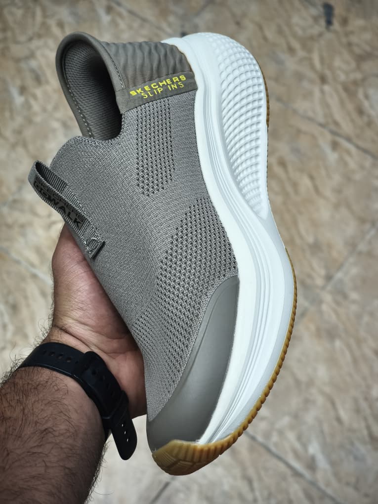 کتونی اسکیچرز مسترکوالیتی/سایز ۴۰ تا ۴۵/Skechers Slip Ins / فروش عمده و تک