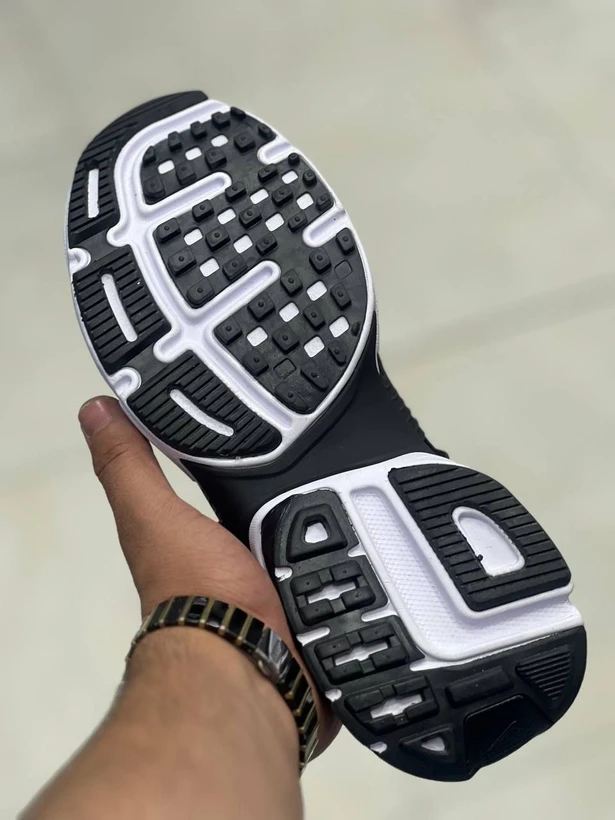 کتونی نایک وی تو کی  /سایز 38 الی 45/Nike V2k Run/ فروش عمده و تک