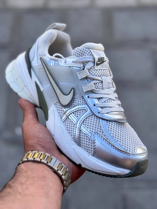 کتونی نایک وی تو کی / سایز 37 الی 40 / Nike V2k Run / فروش عمده و تک